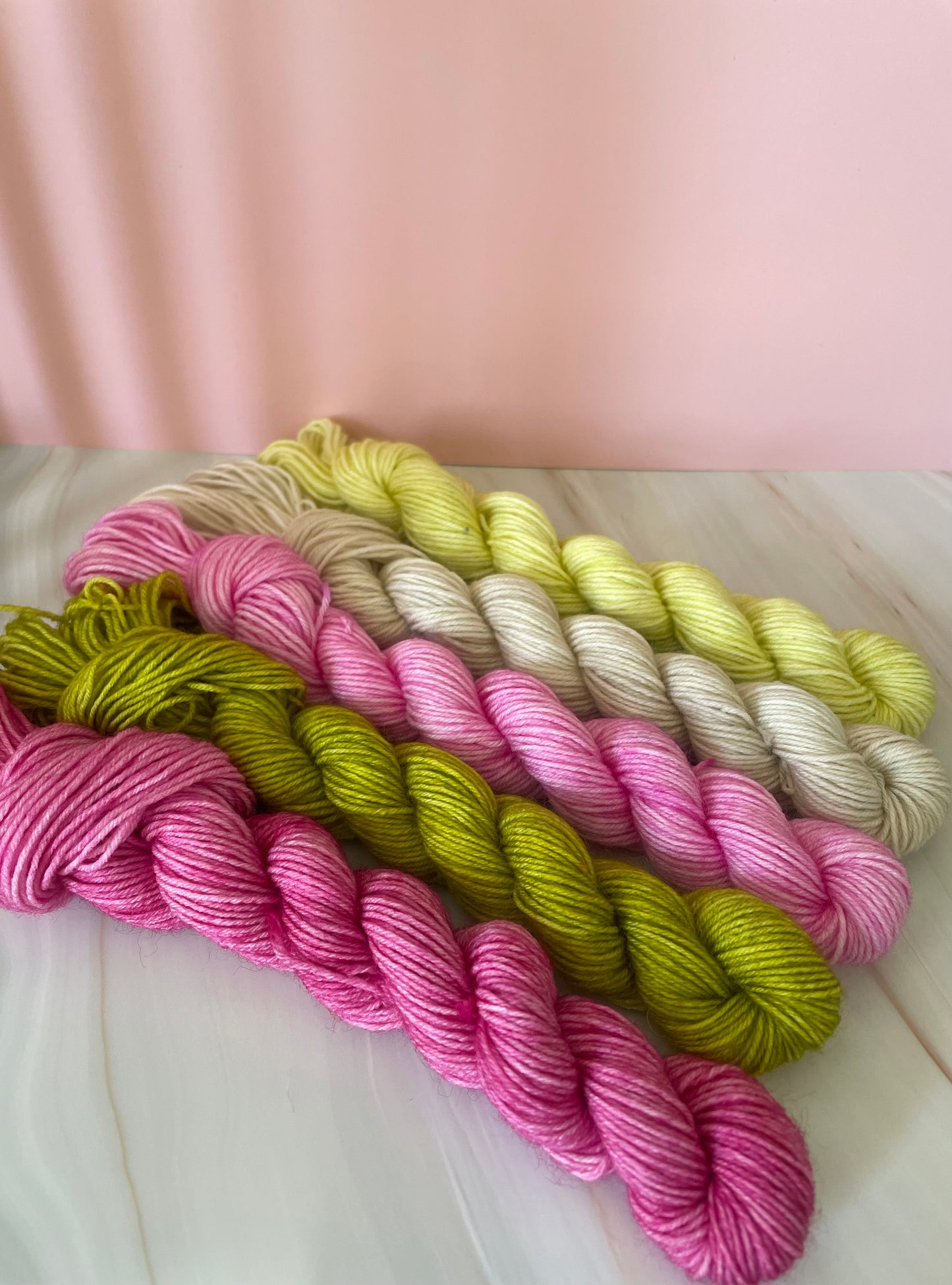 Macaron 4ply Minis